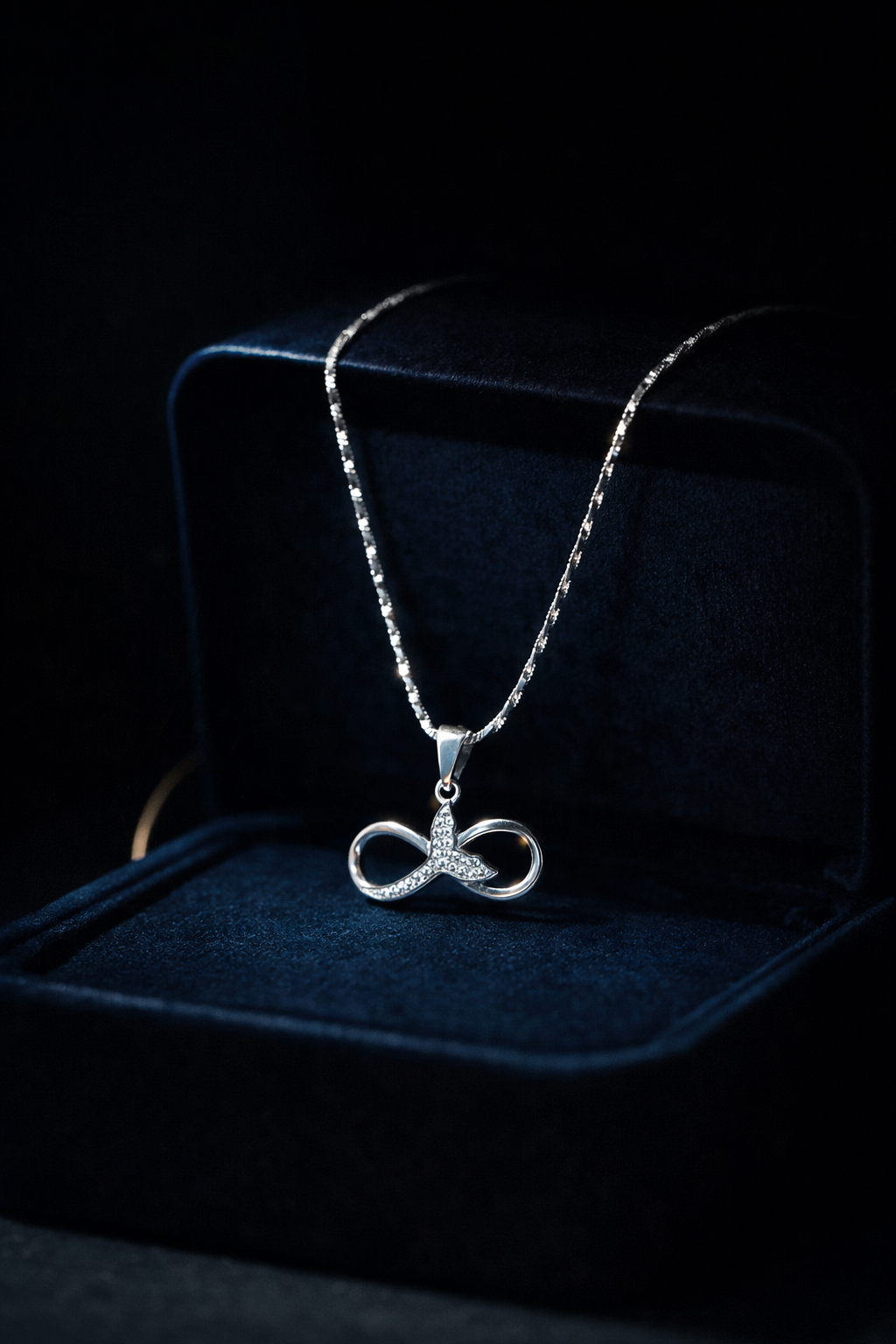 Figure-Eight Pendant