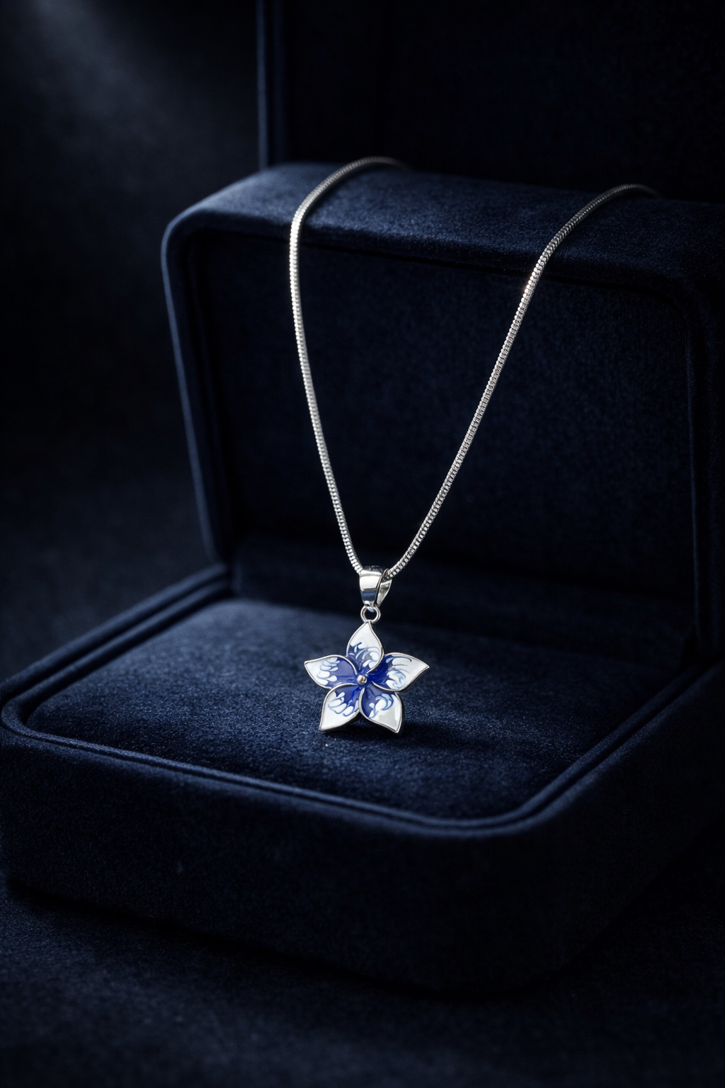 ELEGENT SILVER PANDET