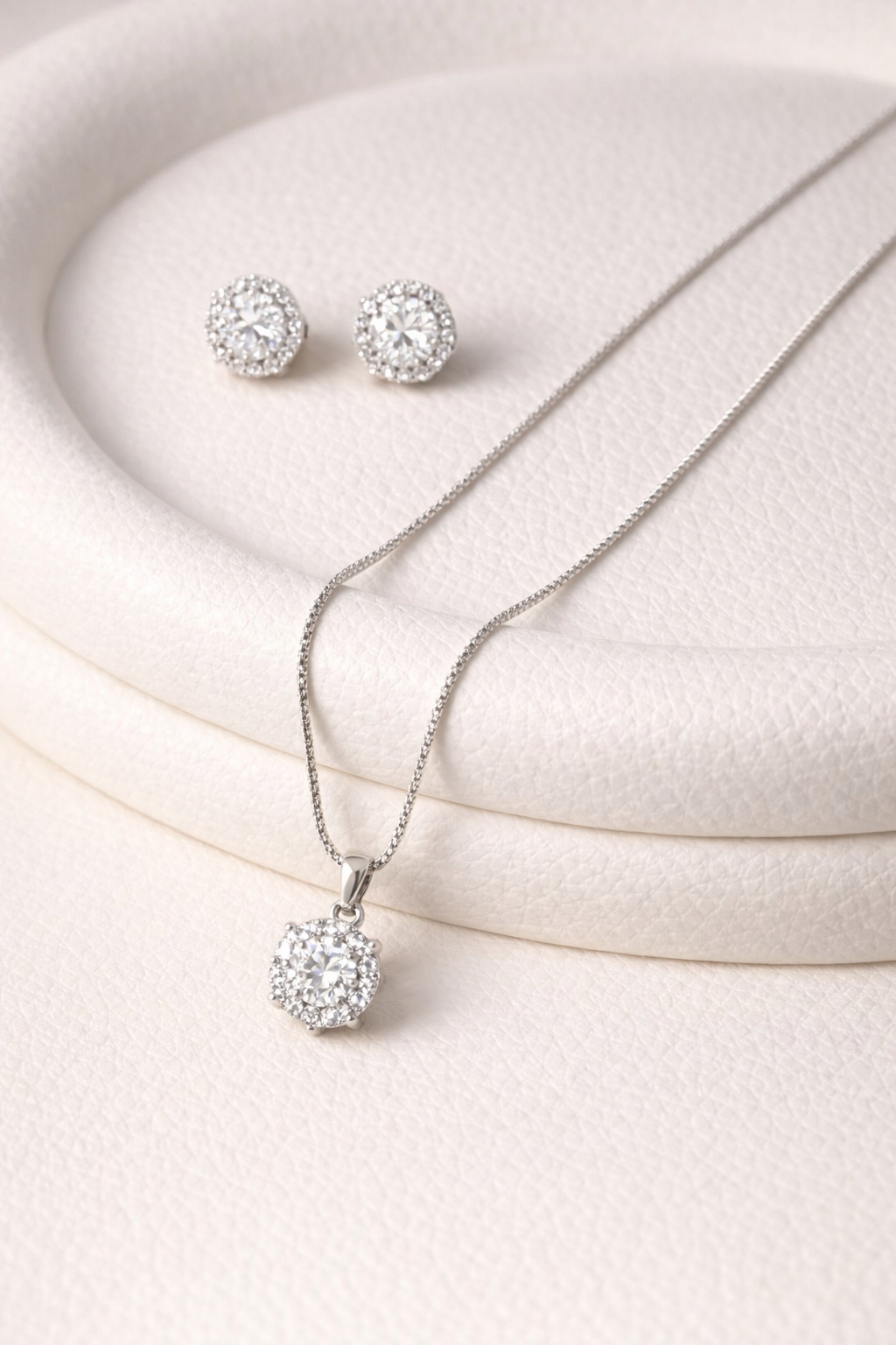 The Solitaire Sparkle Set